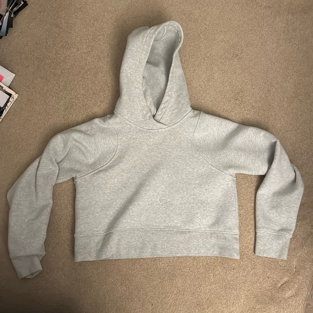 Lululemon light heather gray cropped scuba sweatshirt